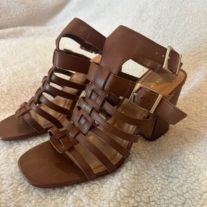 Vince Camuto Chic Brown Strappy Women's Sandals size 9.5 new